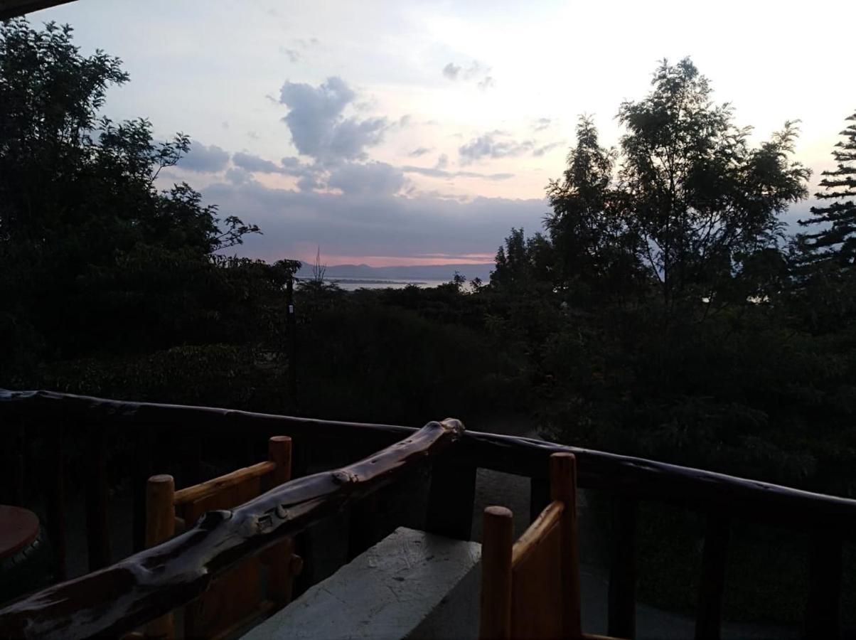 Merinja Guest House Найваша Екстер'єр фото