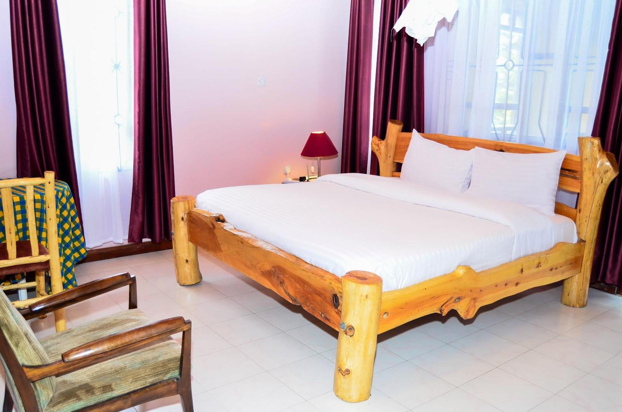 Merinja Guest House Найваша Екстер'єр фото