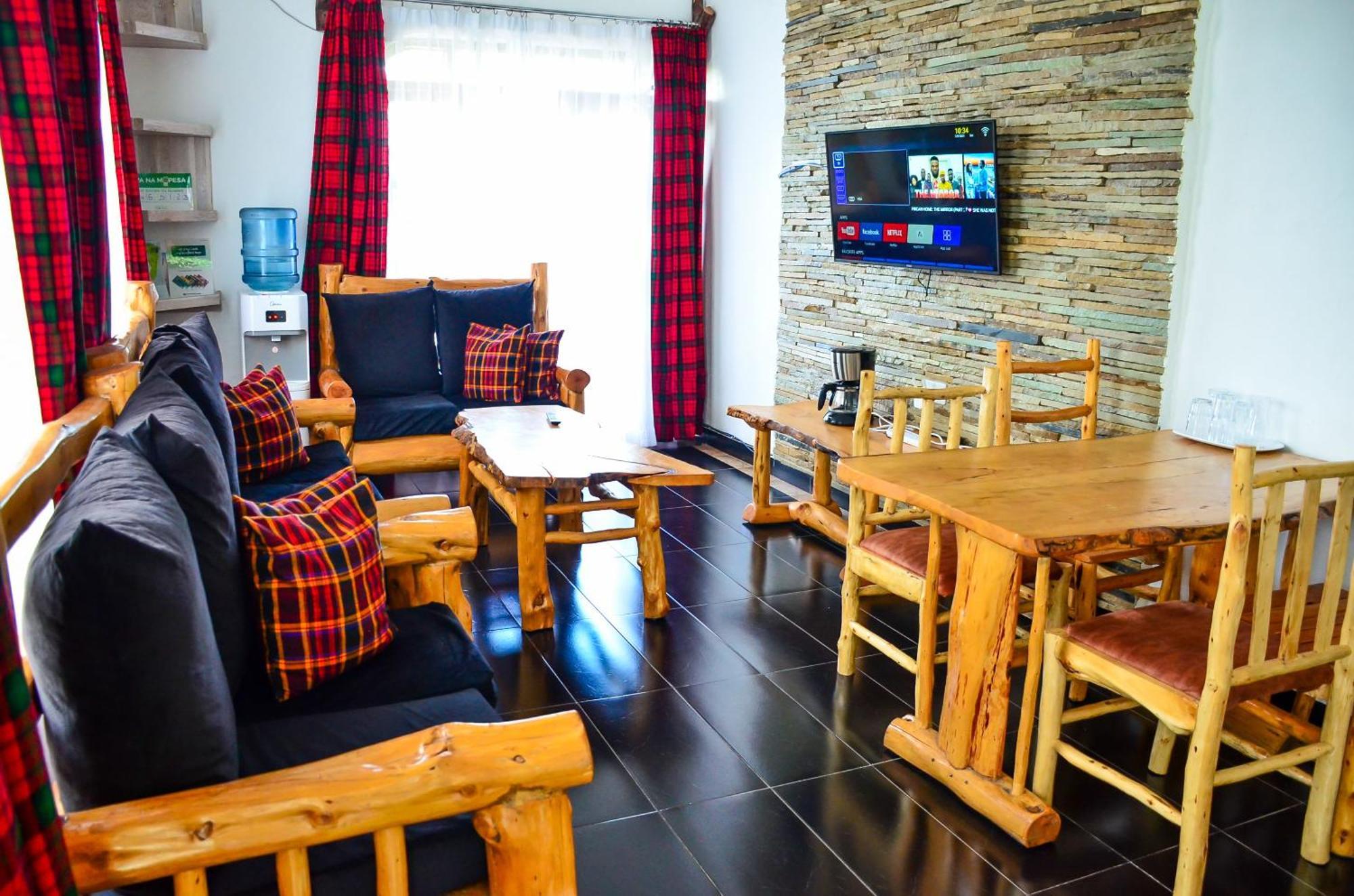 Merinja Guest House Найваша Екстер'єр фото